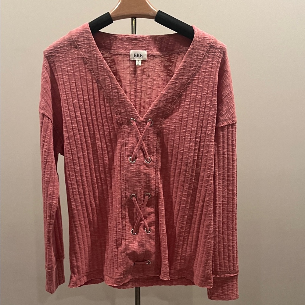 BKE Rose Lace-Up Ribbed Top